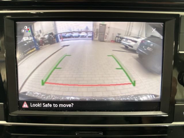 Certified 2022 Volkswagen Taos S image 16