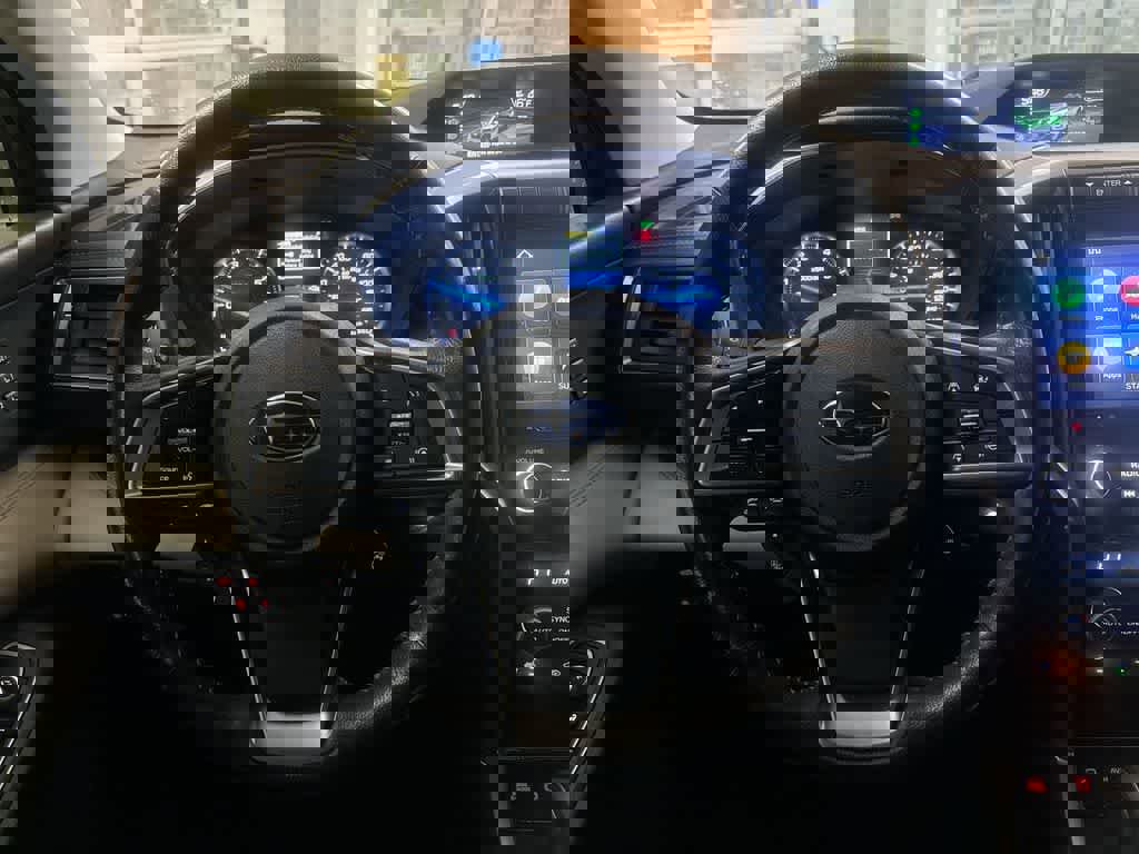 Used 2021 Subaru Ascent Limited w/ Technology Package image 26