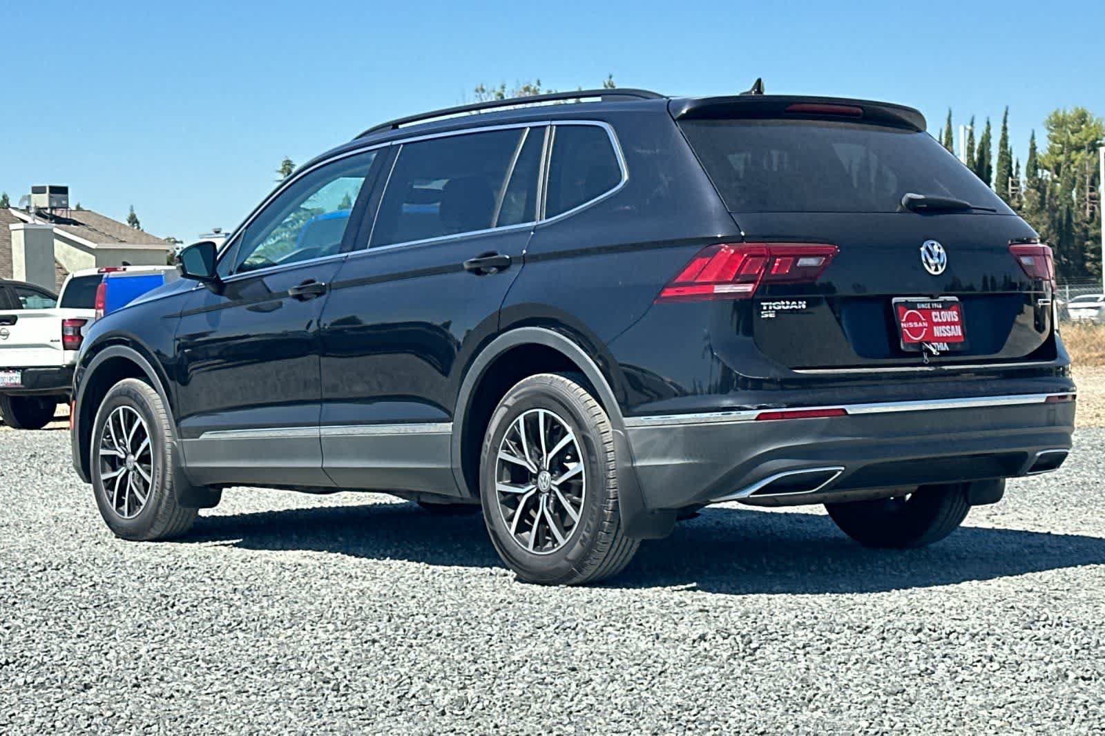 Used 2021 Volkswagen Tiguan SE w/ Panoramic Sunroof Package AWD/4WD image 7