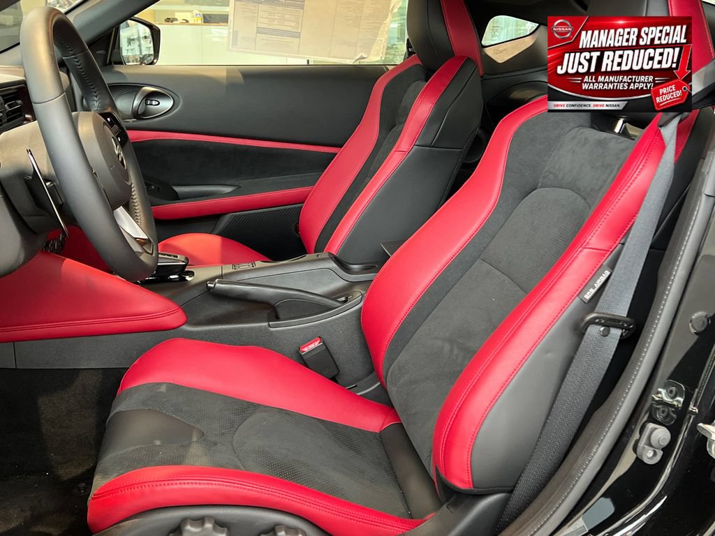 New 2025 Nissan Z Performance w/ Floor Mat Package RWD image 4