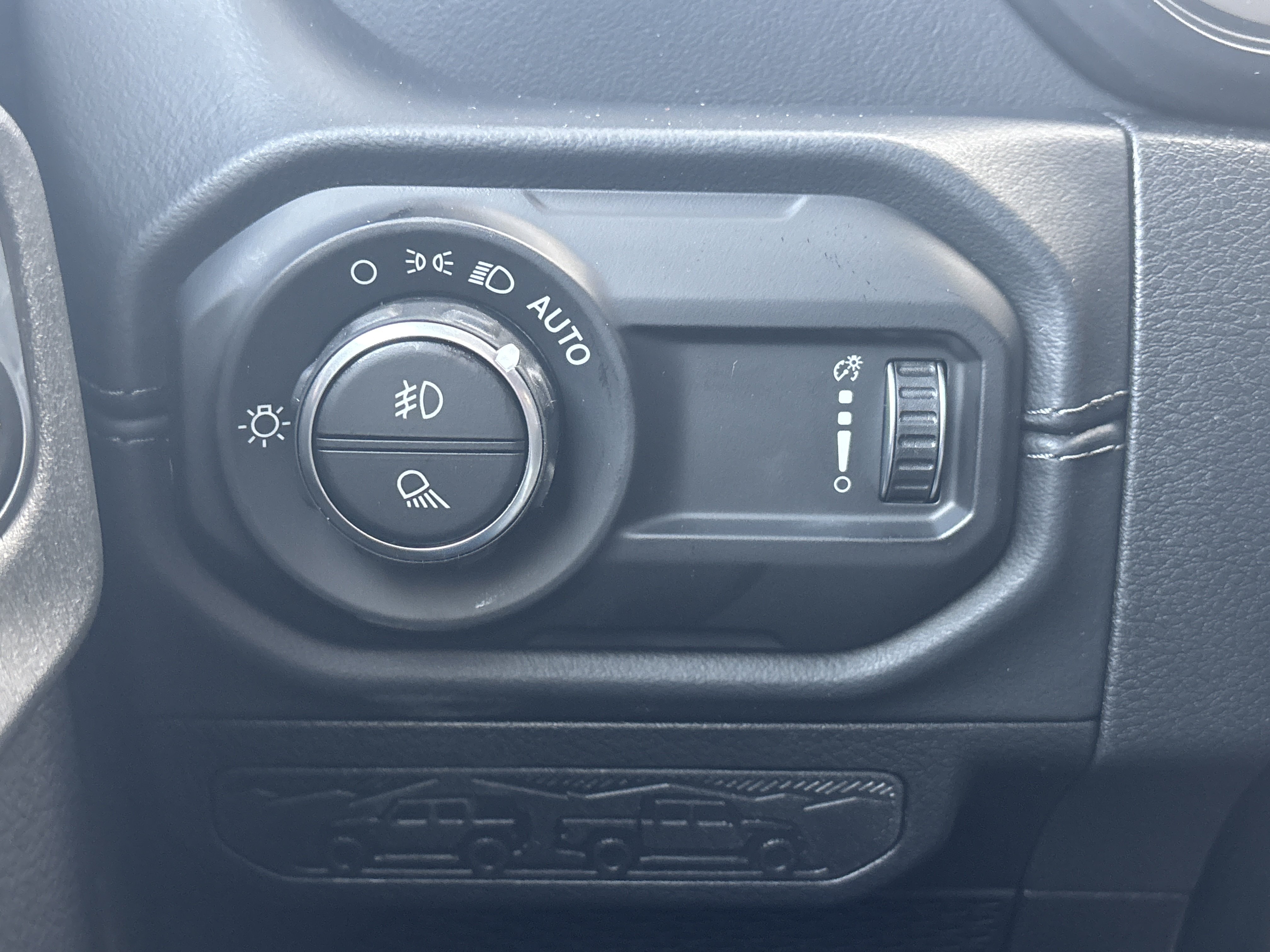 New 2026 Jeep Gladiator Sport AWD/4WD image 25