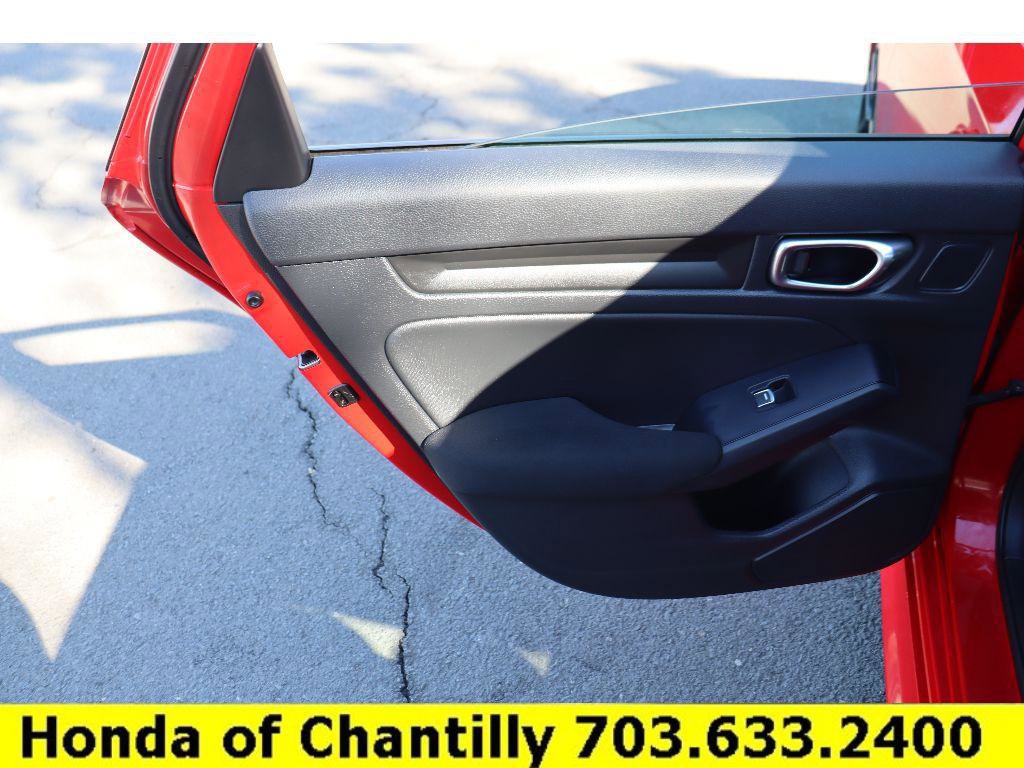 Used 2023 Honda Civic Sport image 23