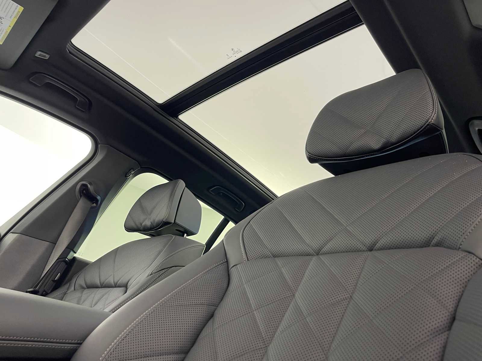 New 2026 BMW X5 xDrive50e w/ M Sport Package image 16