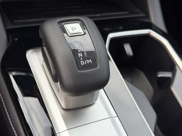 New 2026 Mitsubishi Outlander LE FWD image 27