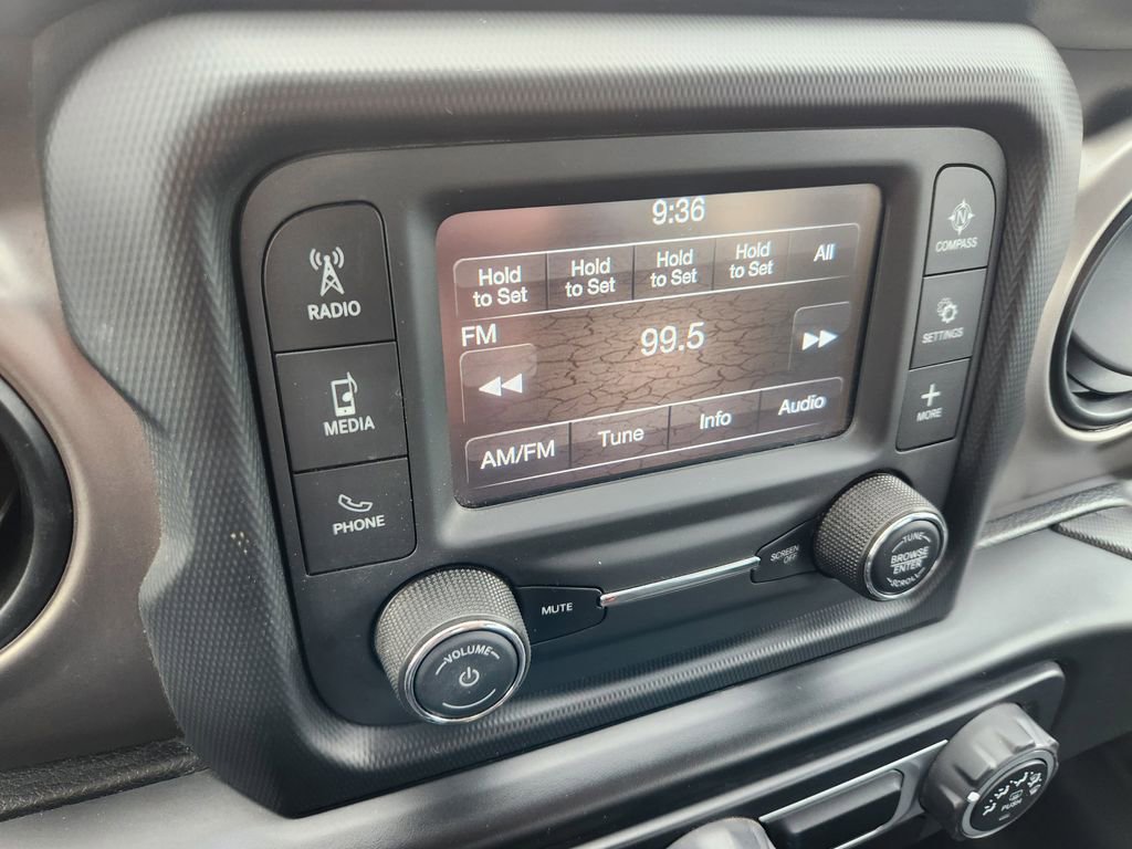 Used 2020 Jeep Wrangler Sport image 18