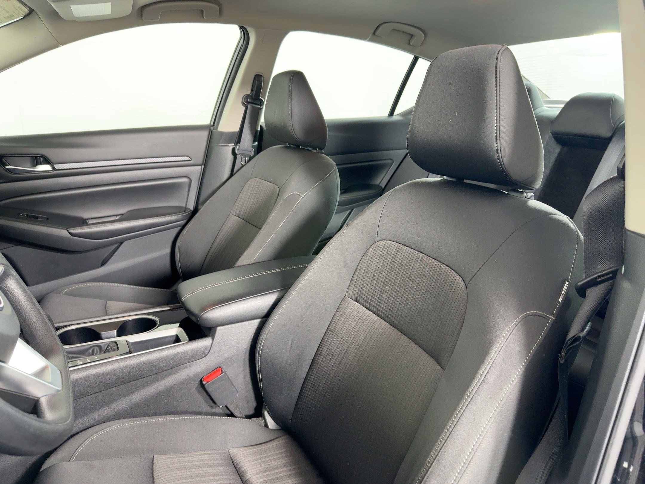 Used 2024 Nissan Altima 2.5 SV image 22