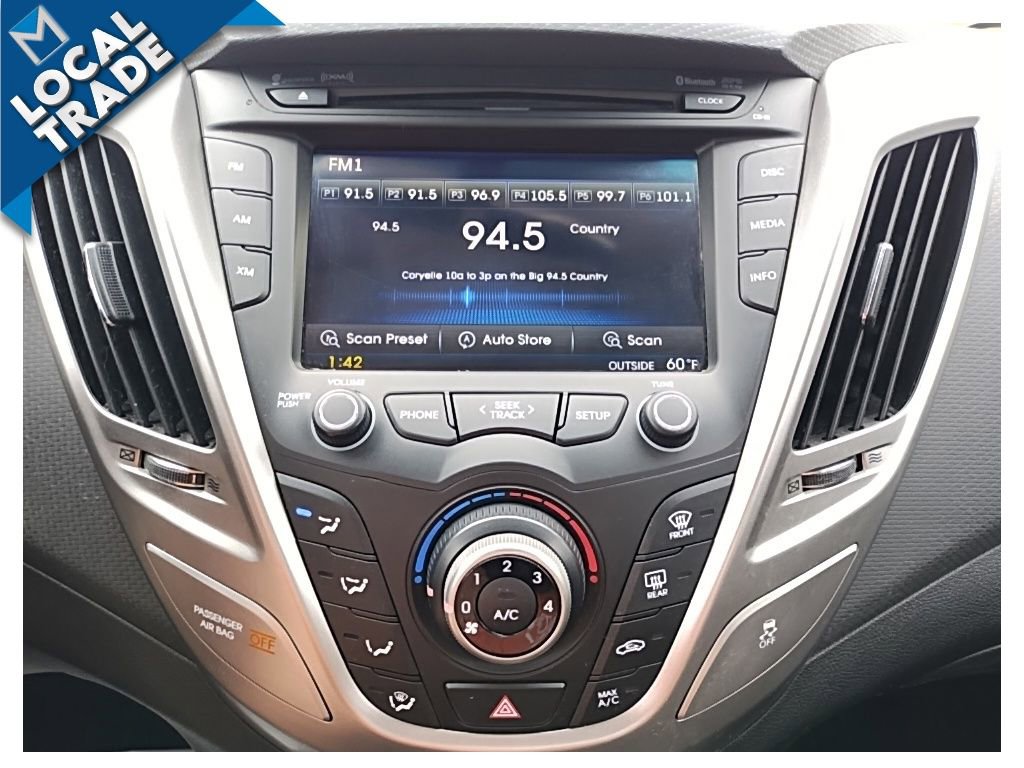 Used 2012 Hyundai Veloster FWD image 34