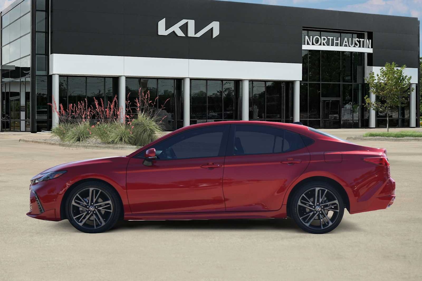 Used 2025 Toyota Camry XSE w/ Premium Package FWD image 3
