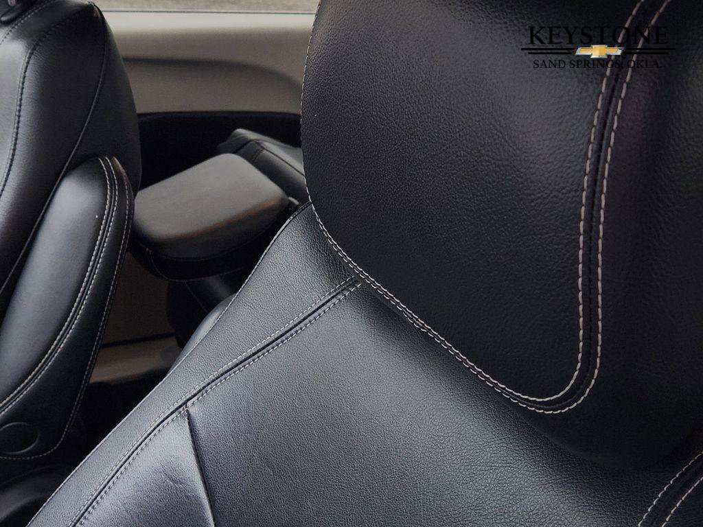 Used 2022 Chrysler Pacifica Touring-L image 16