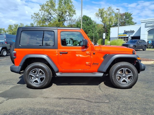 Certified 2023 Jeep Wrangler Sport AWD/4WD image 4