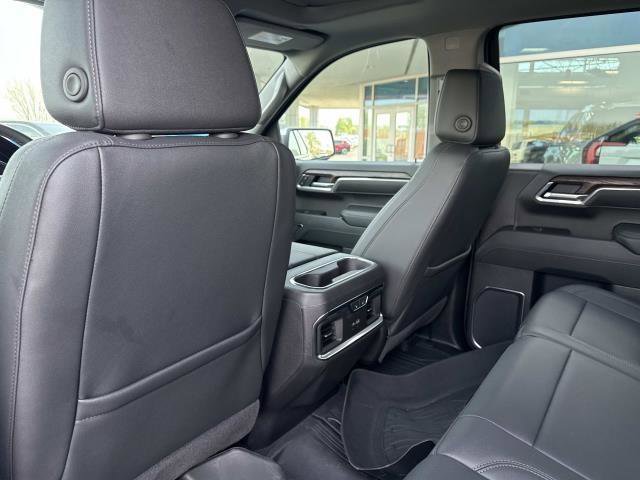 Used 2025 GMC Sierra 1500 SLT w/ SLT Convenience Package AWD/4WD image 24