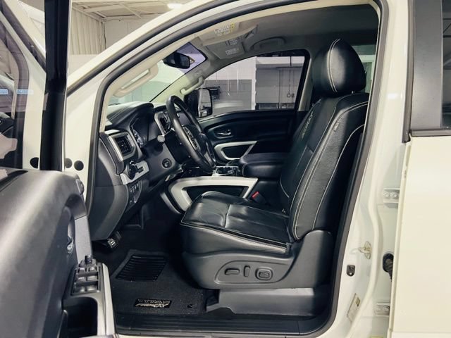 Used 2018 Nissan Titan PRO-4X w/ Pro-4x Convenience Package AWD/4WD image 22