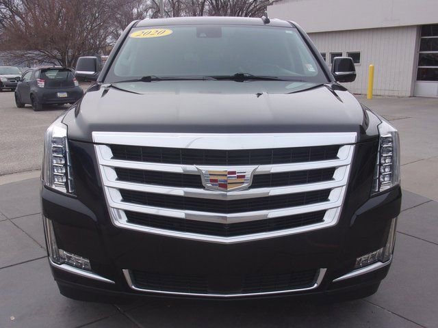 Used 2020 Cadillac Escalade Premium Luxury AWD/4WD image 24