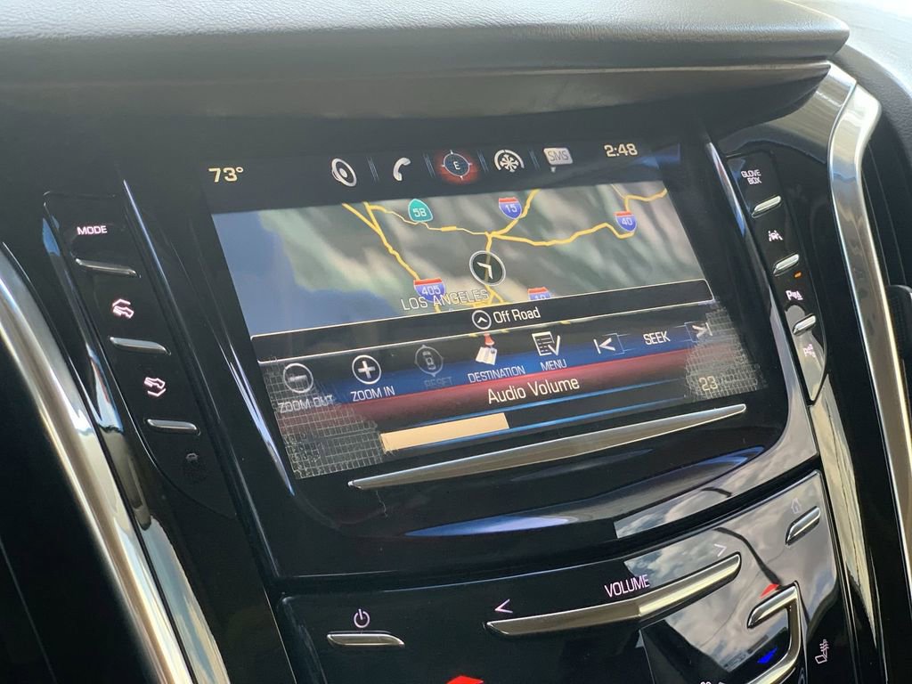 Certified 2018 Cadillac Escalade Luxury image 11