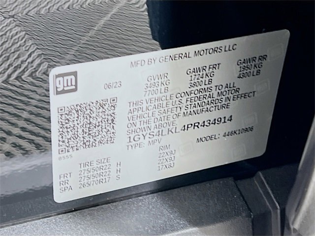 Used 2023 Cadillac Escalade ESV Premium Luxury w/ Performance Package image 32