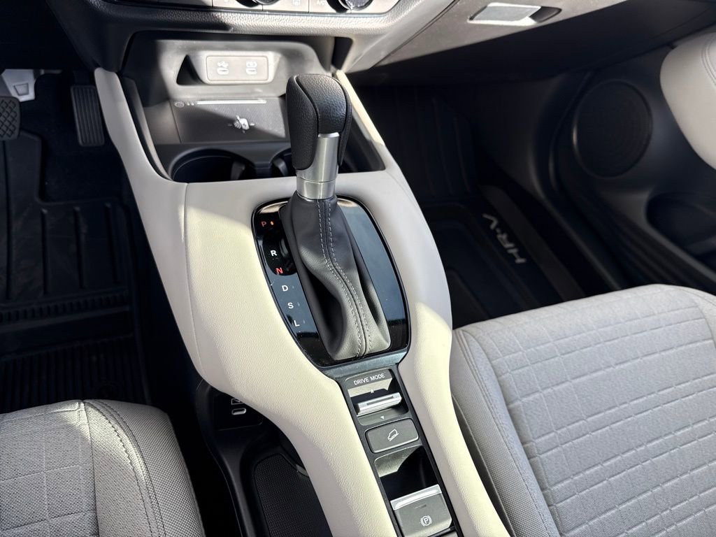 Certified 2026 Honda HR-V LX image 27