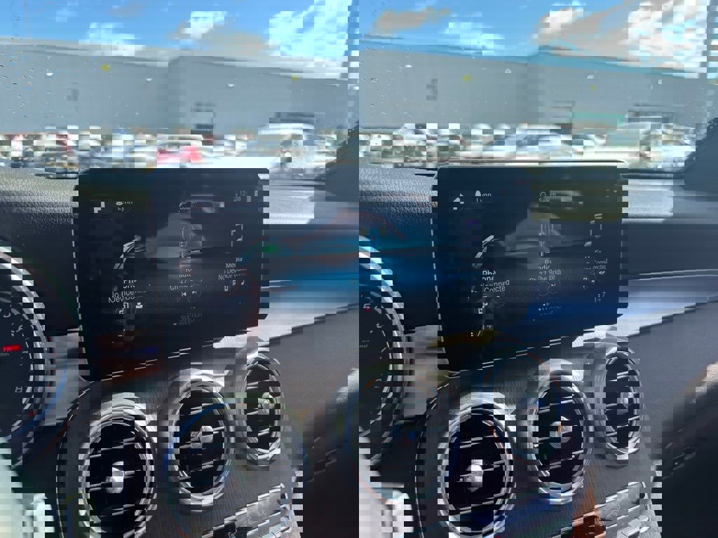 Used 2022 Mercedes-Benz GLC 300 4MATIC image 20