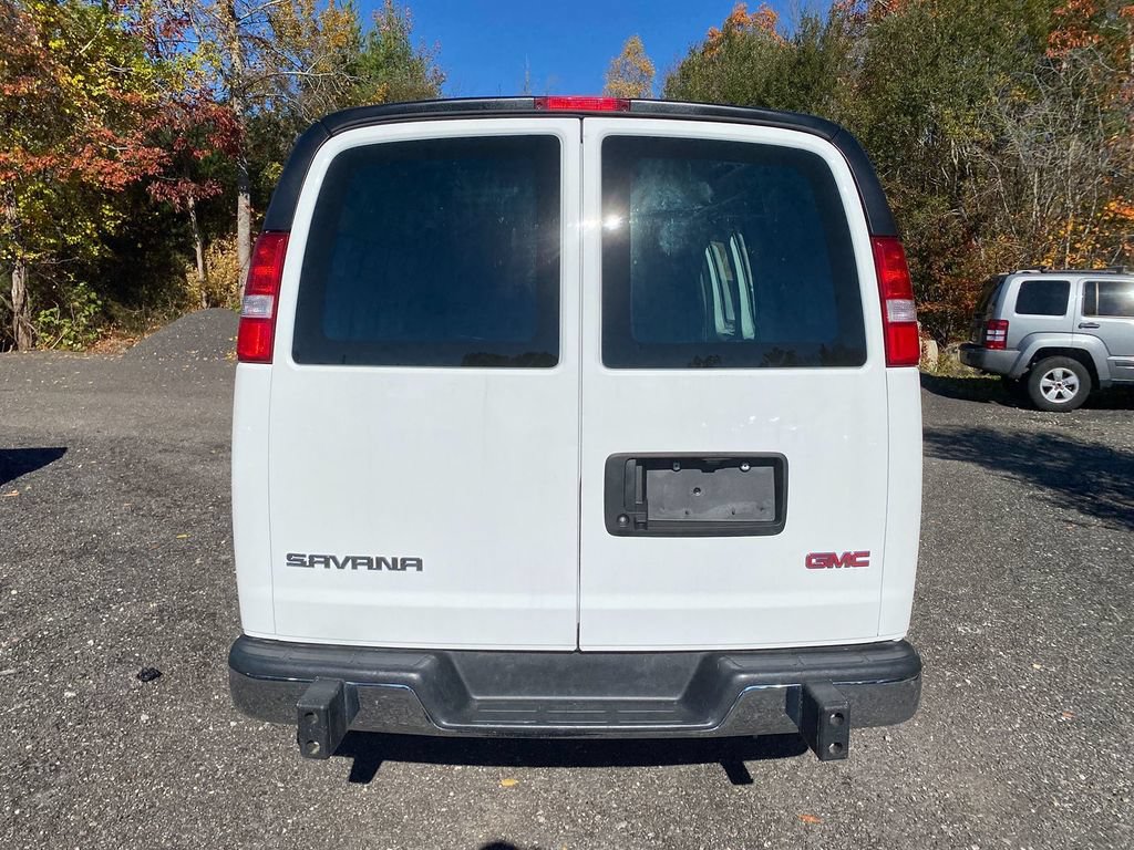 Used 2024 GMC Savana 2500 w/ Driver Convenience Package RWD image 6