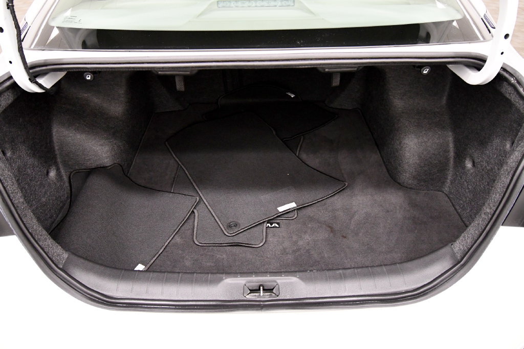 Used 2024 Nissan Altima 2.5 SL AWD/4WD image 7