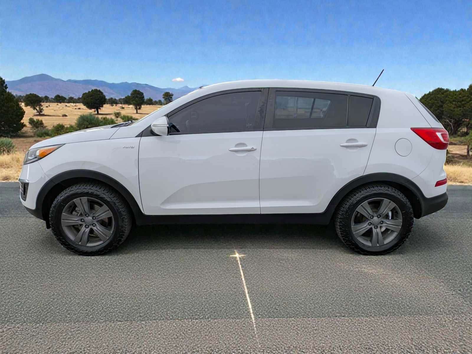 Used 2013 Kia Sportage LX image 3