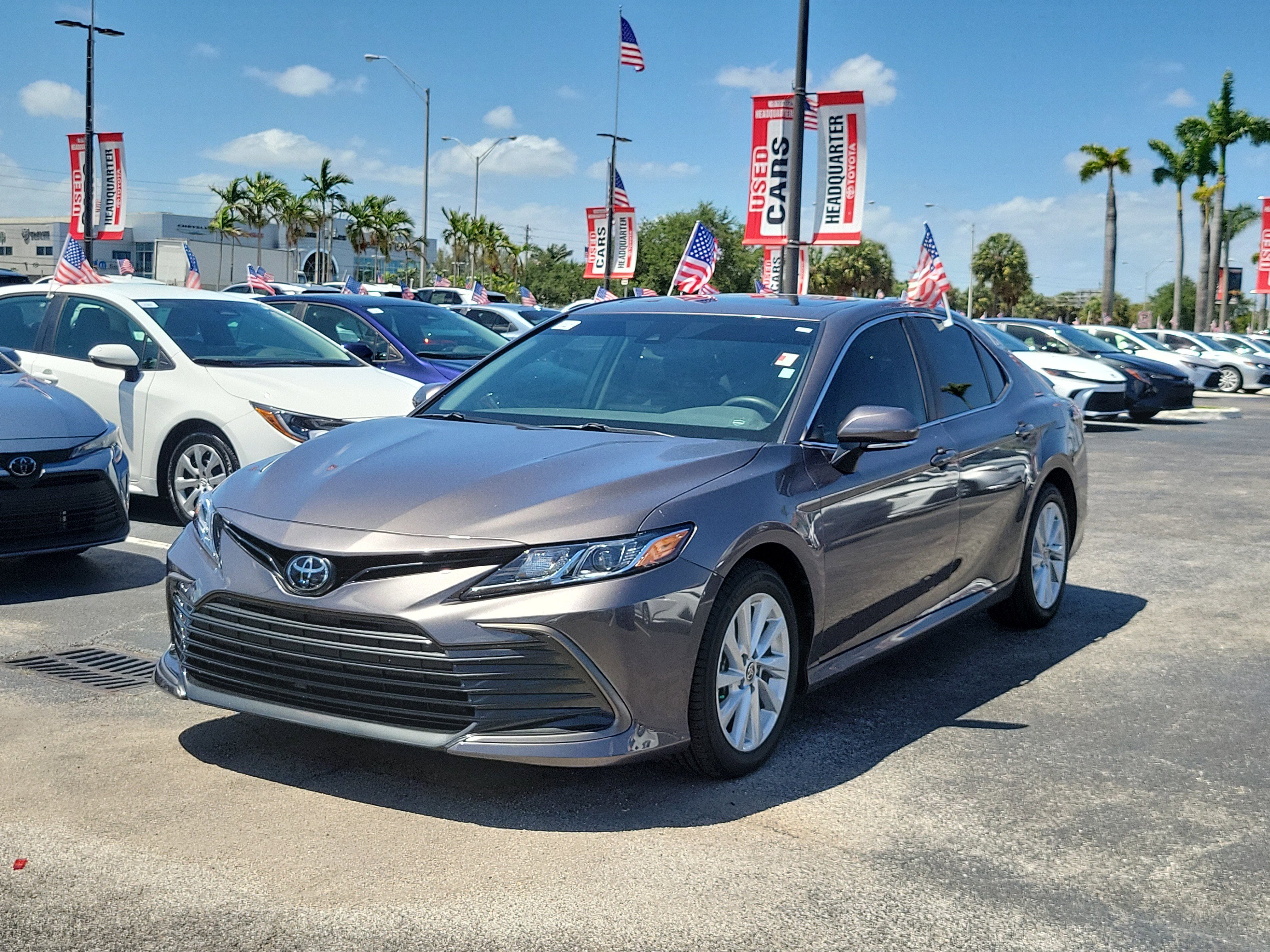 Used 2024 Toyota Camry LE w/ Convenience Package FWD image 6