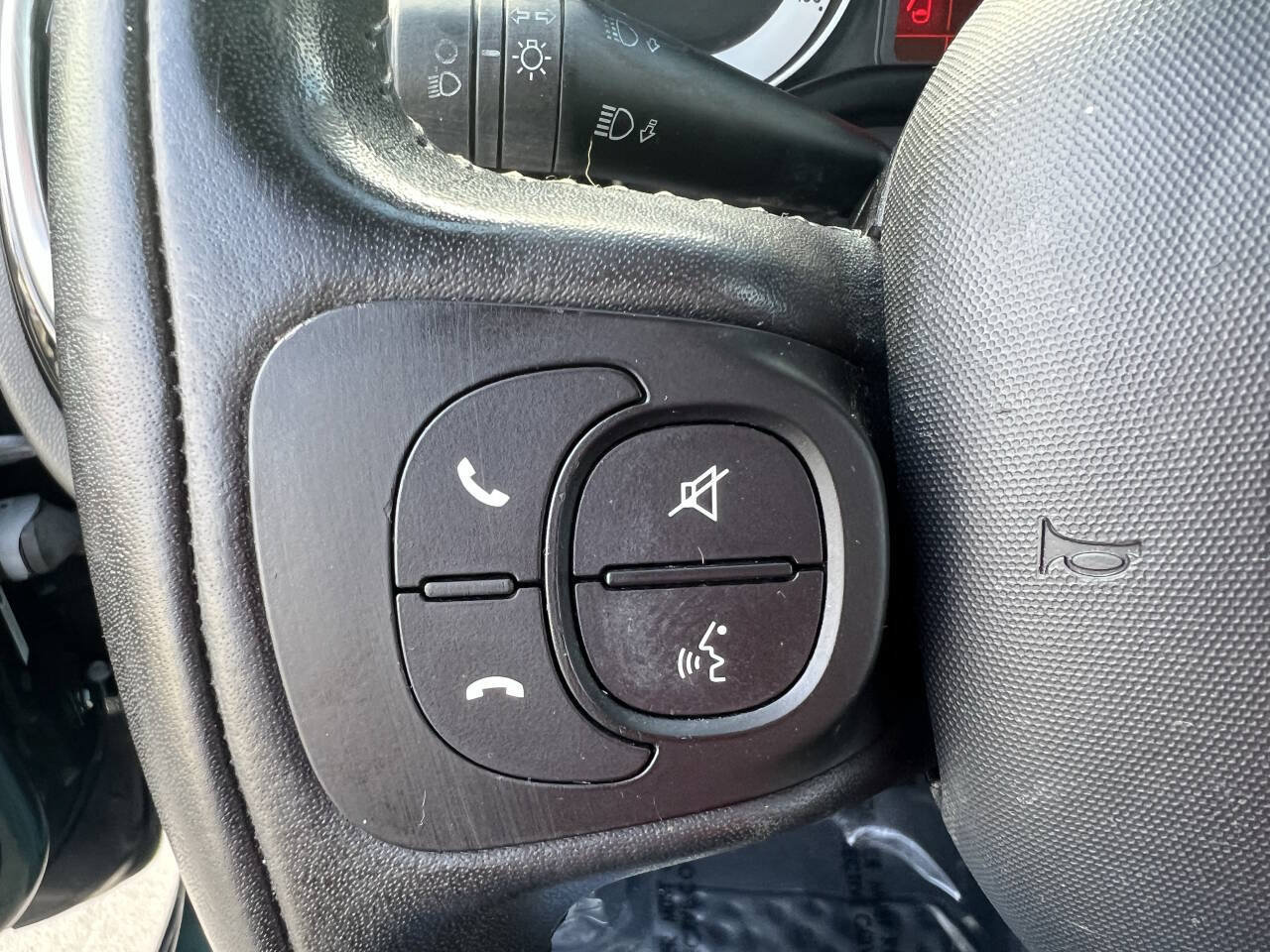 Used 2015 FIAT 500L Trekking FWD image 15
