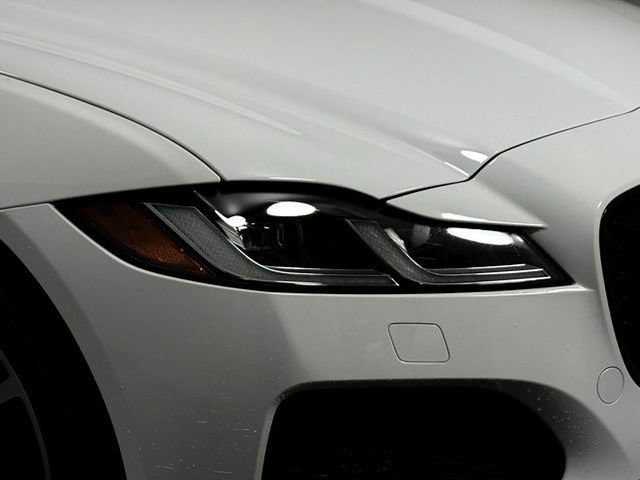 New 2024 Jaguar XF R-Dynamic SE image 11