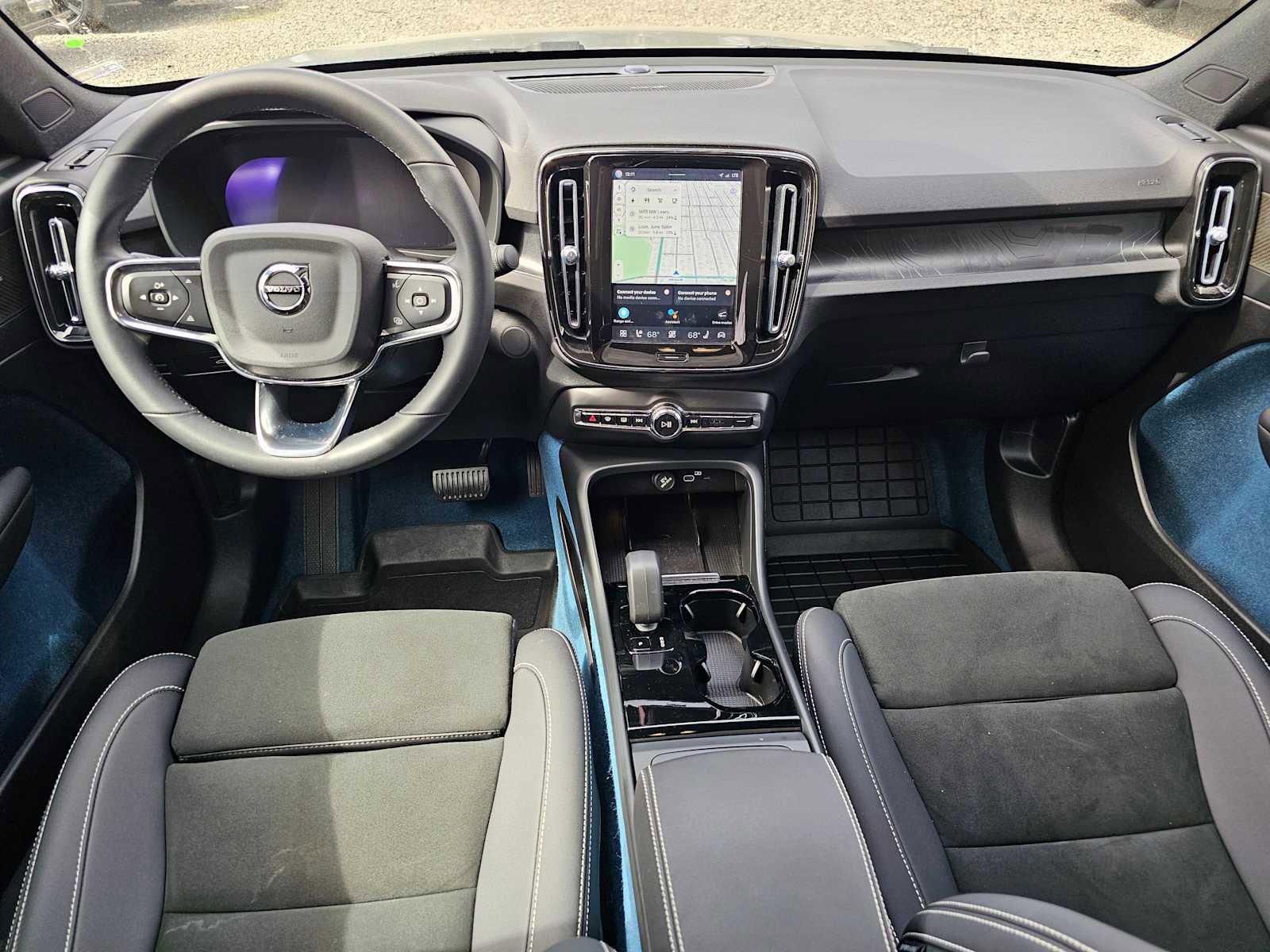Certified 2023 Volvo C40 P8 Recharge Ultimate w/ Protection Package Premier image 24