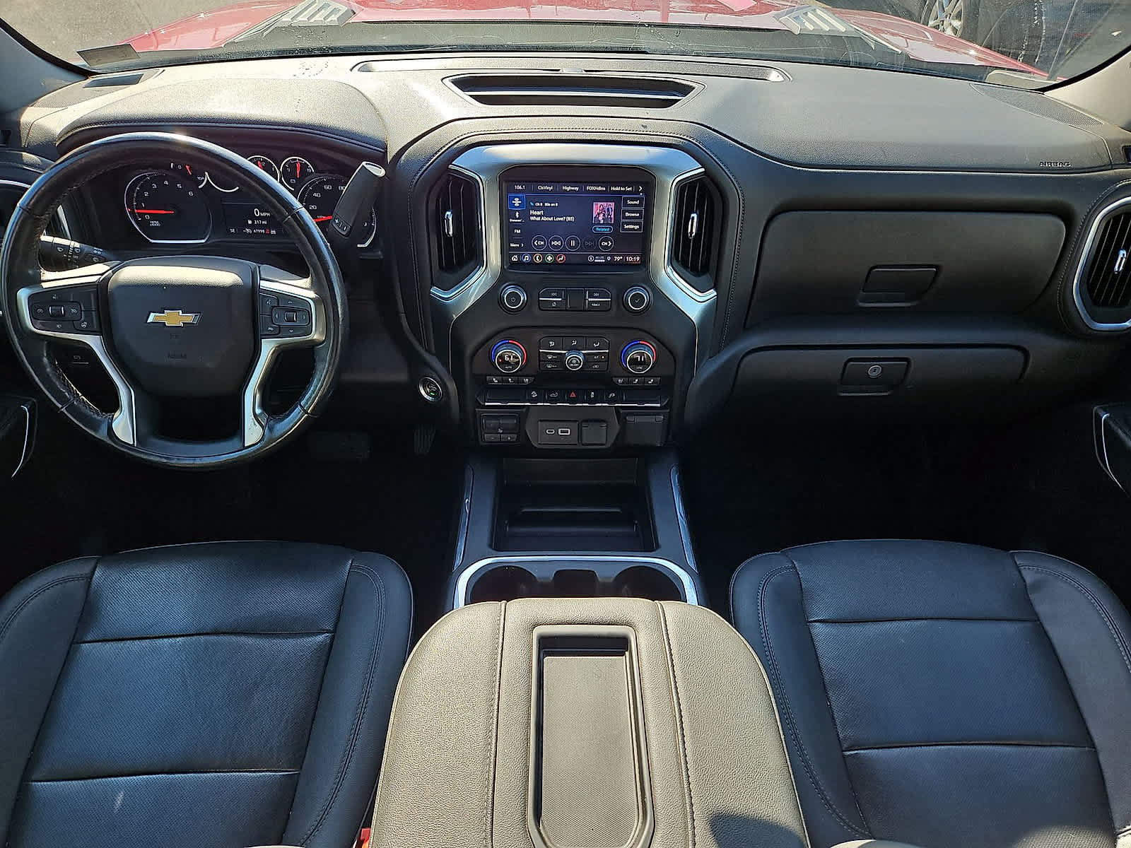 Used 2022 Chevrolet Silverado 2500 LTZ w/ LTZ Convenience Package AWD/4WD image 11
