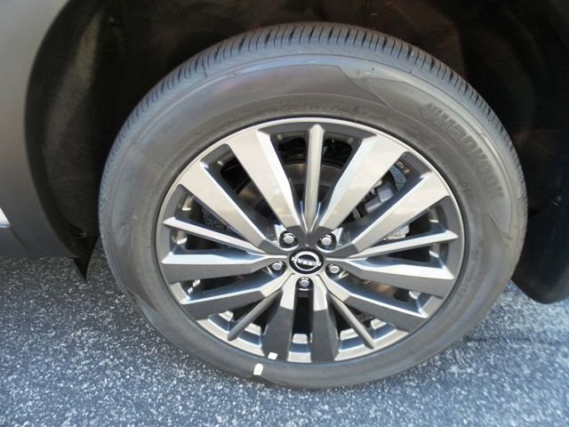 New 2025 Nissan Pathfinder SL w/ SL Premium Package image 9