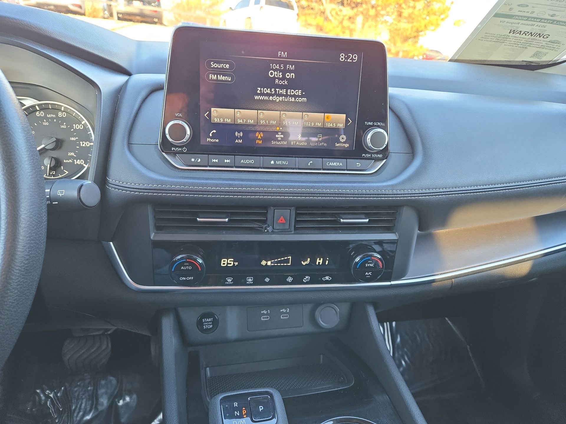 Used 2024 Nissan Rogue SV image 23