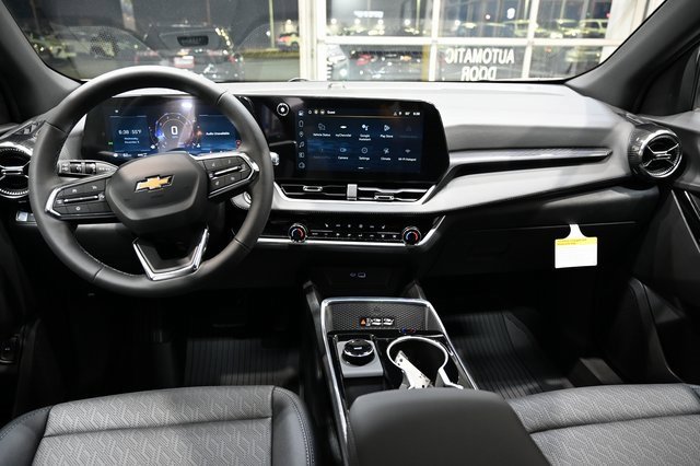 New 2026 Chevrolet Equinox LT w/ Convenience Package II image 12