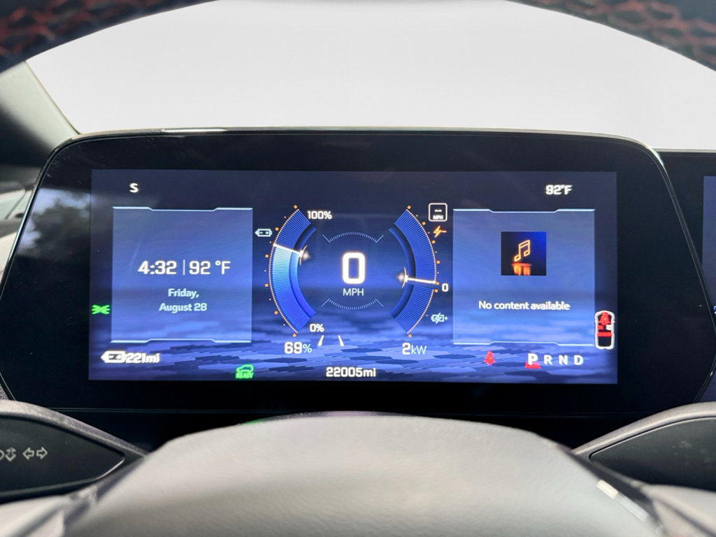 Used 2024 Chevrolet Equinox EV RS w/ LPO, Trailering Package FWD image 9