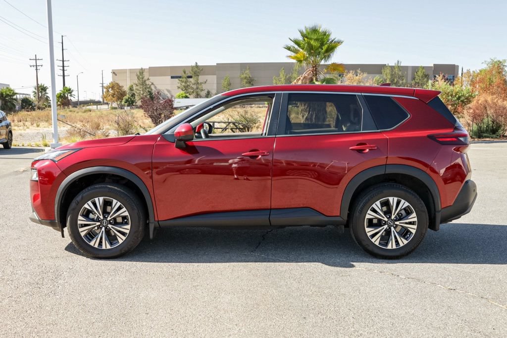 Used 2023 Nissan Rogue SV FWD image 7