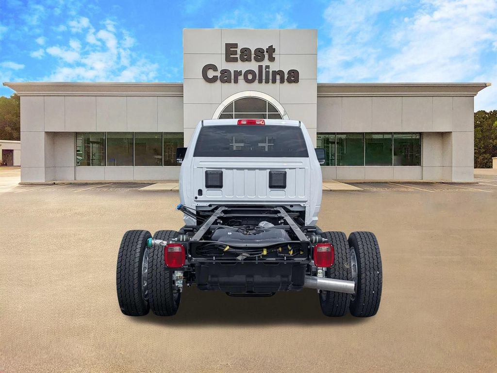 New 2026 RAM 5500 Tradesman w/ Chrome Appearance Group AWD/4WD image 4