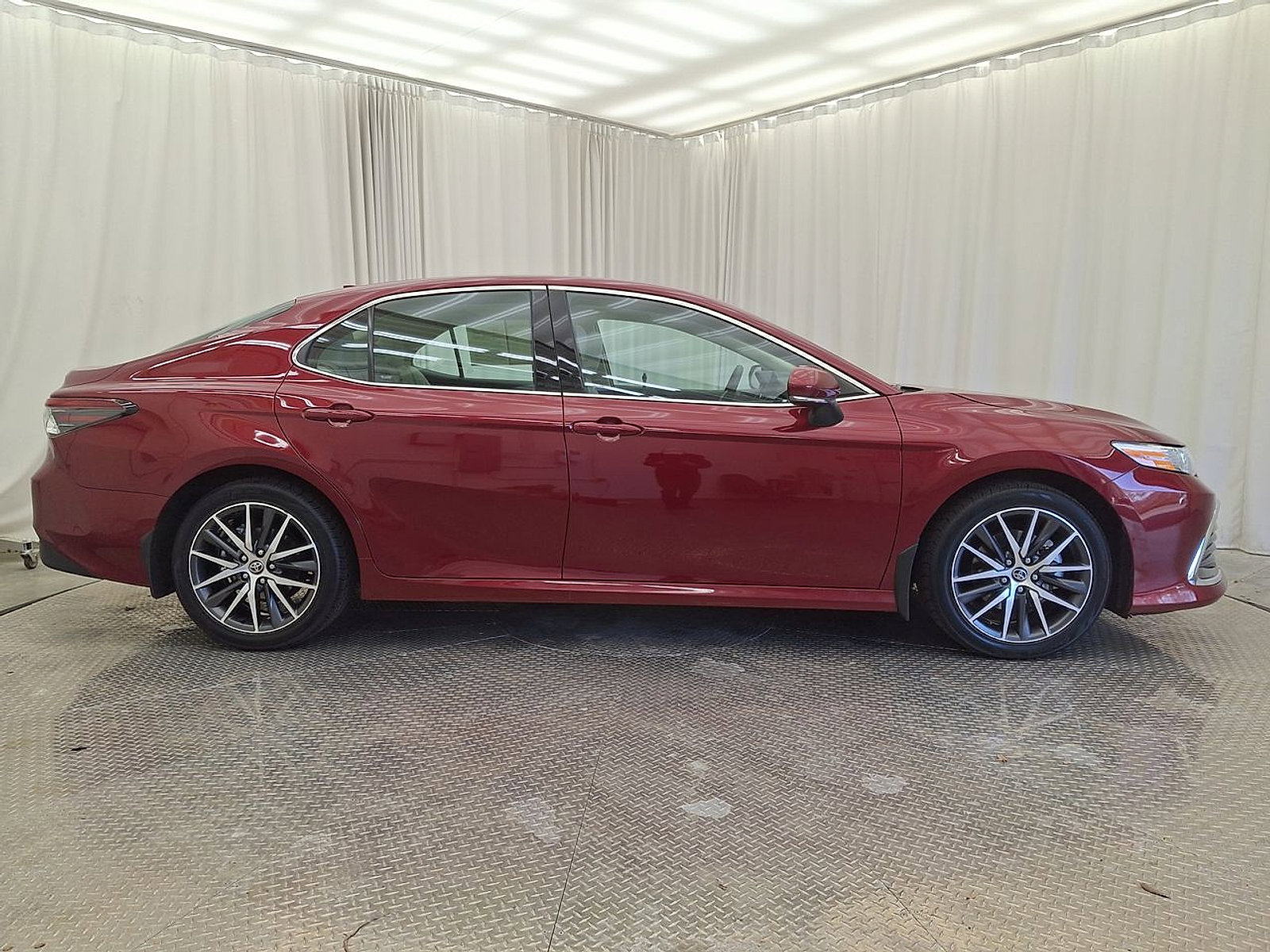 Certified 2022 Toyota Camry XLE w/ Cold Weather Package FWD image 26