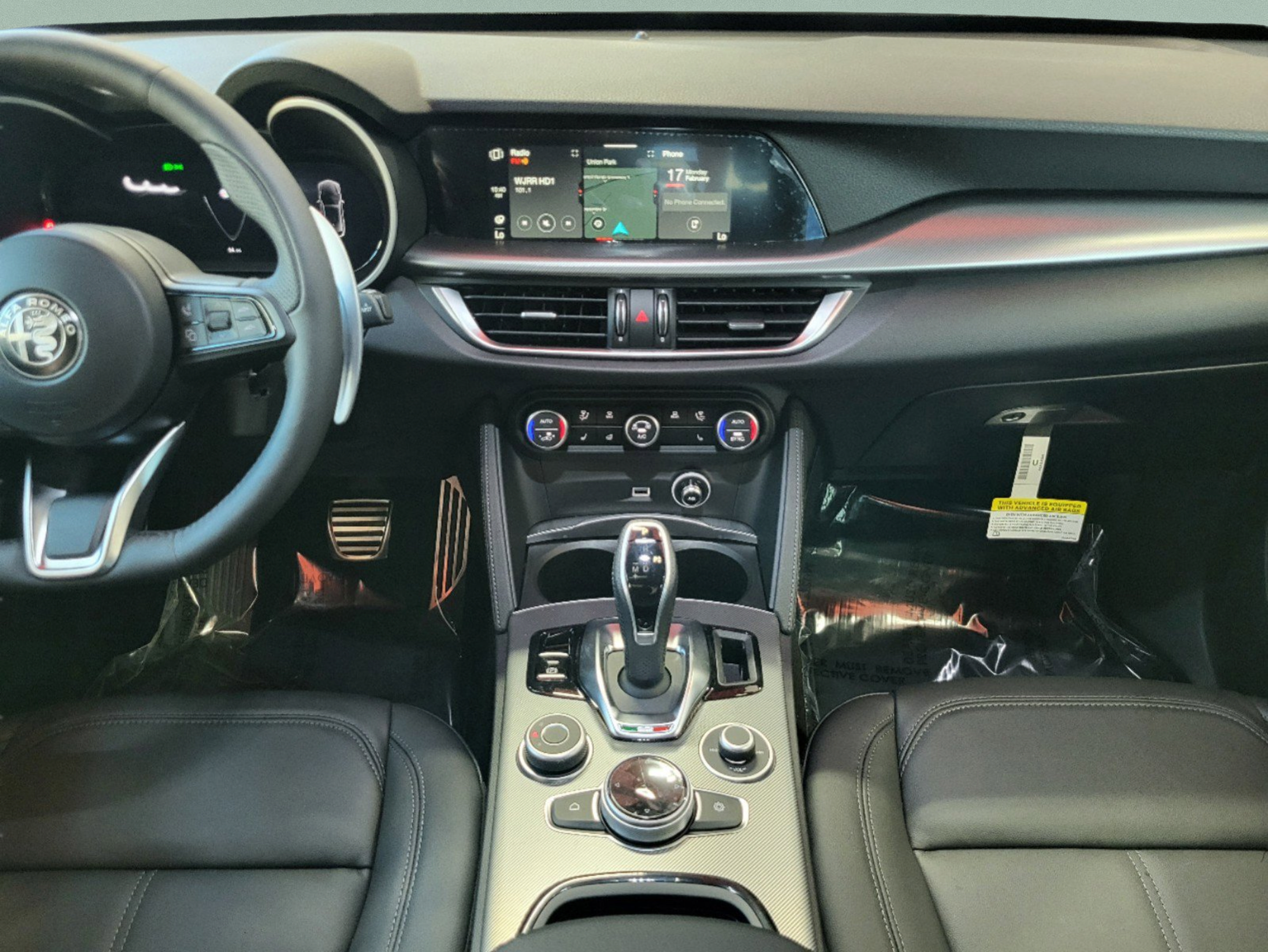 New 2025 Alfa Romeo Stelvio Sprint AWD/4WD image 43