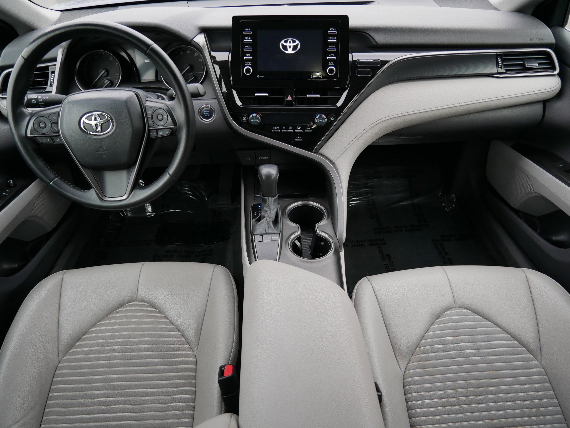 Certified 2024 Toyota Camry SE w/ Convenience Package image 10