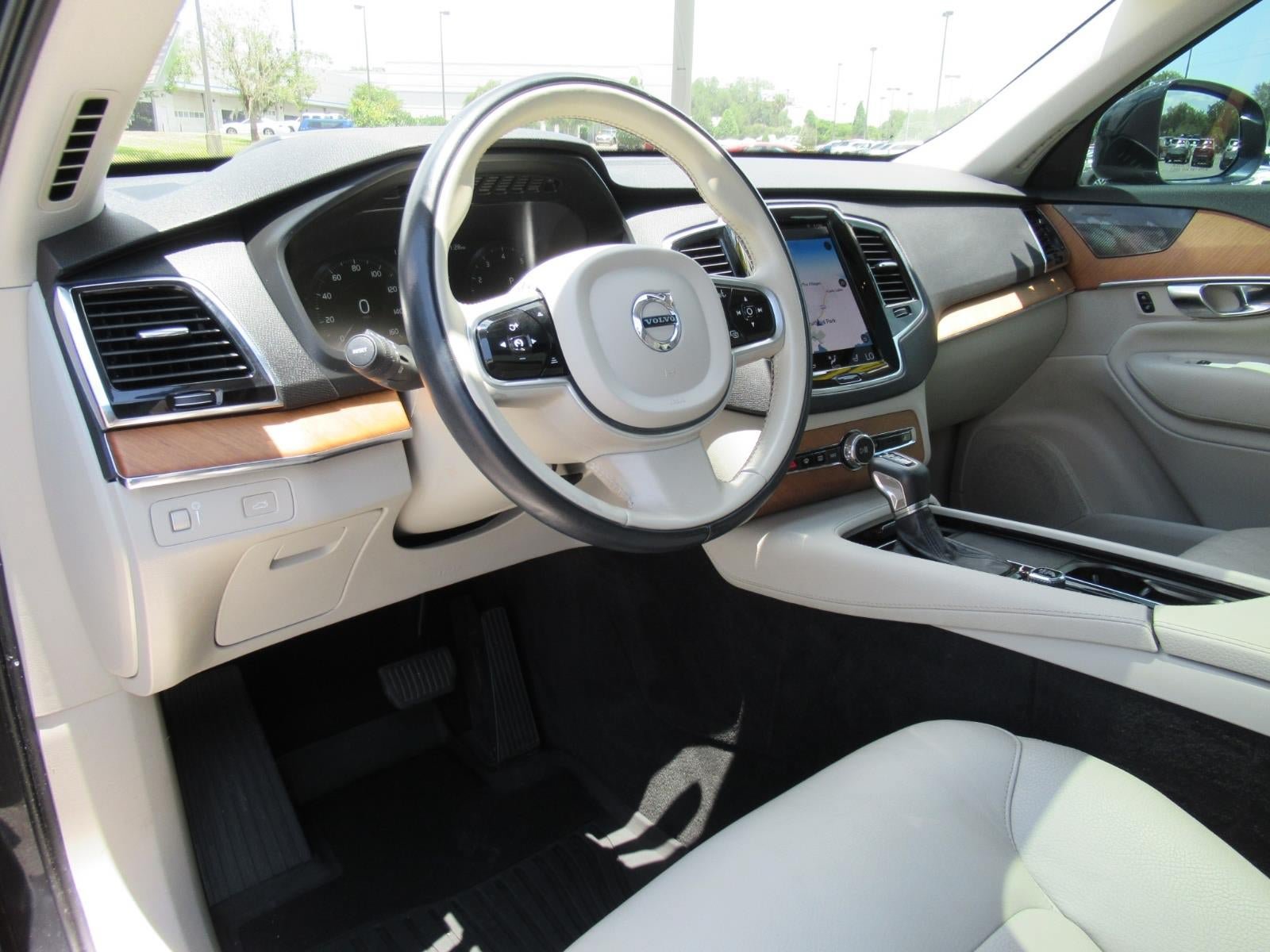 Used 2021 Volvo XC90 T6 Momentum w/ Advanced Package AWD/4WD image 18