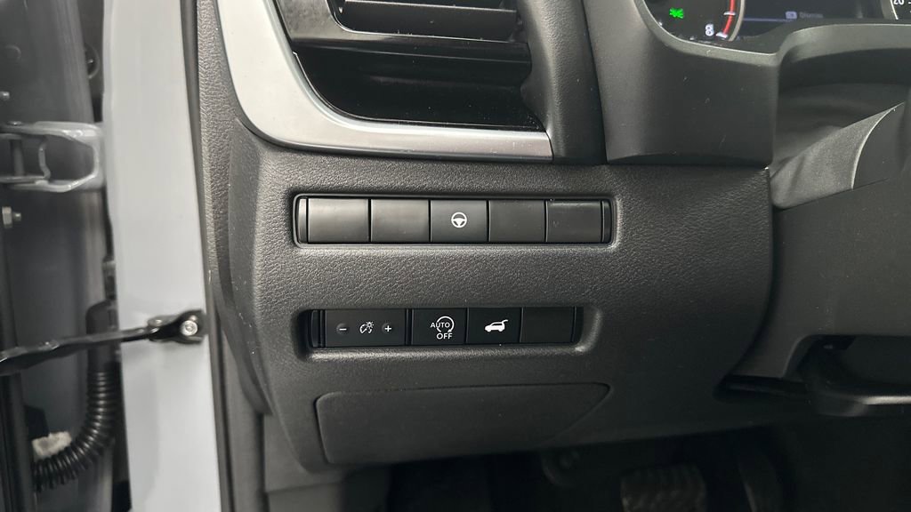 Certified 2023 Nissan Rogue SL w/ SL Premium Package image 30