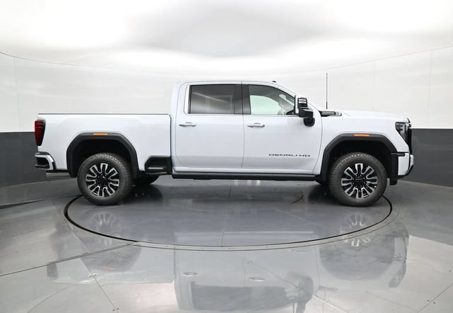 New 2026 GMC Sierra 2500 Denali Ultimate AWD/4WD image 4