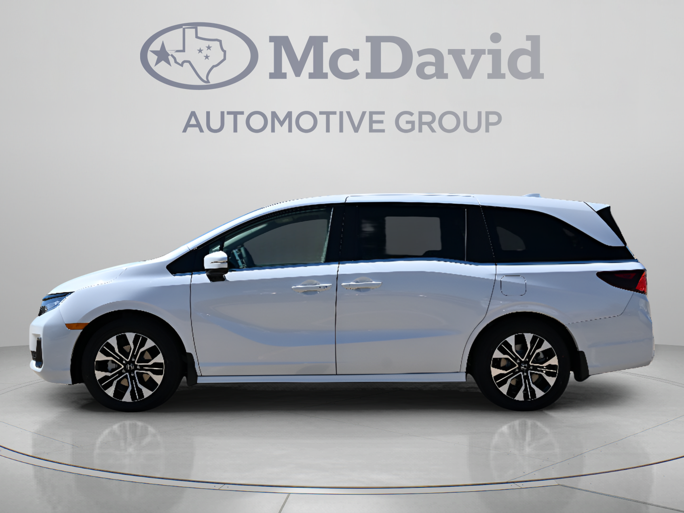 New 2026 Honda Odyssey Elite image 2