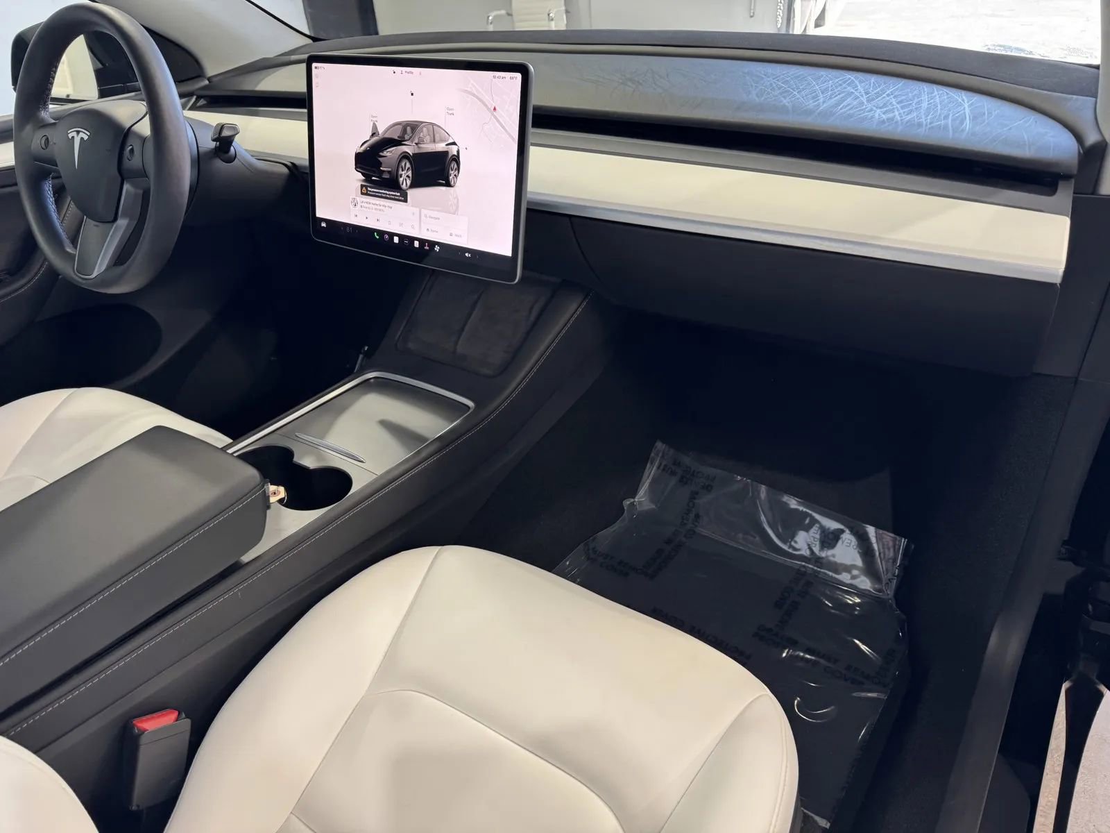 Used 2023 Tesla Model Y Long Range image 5