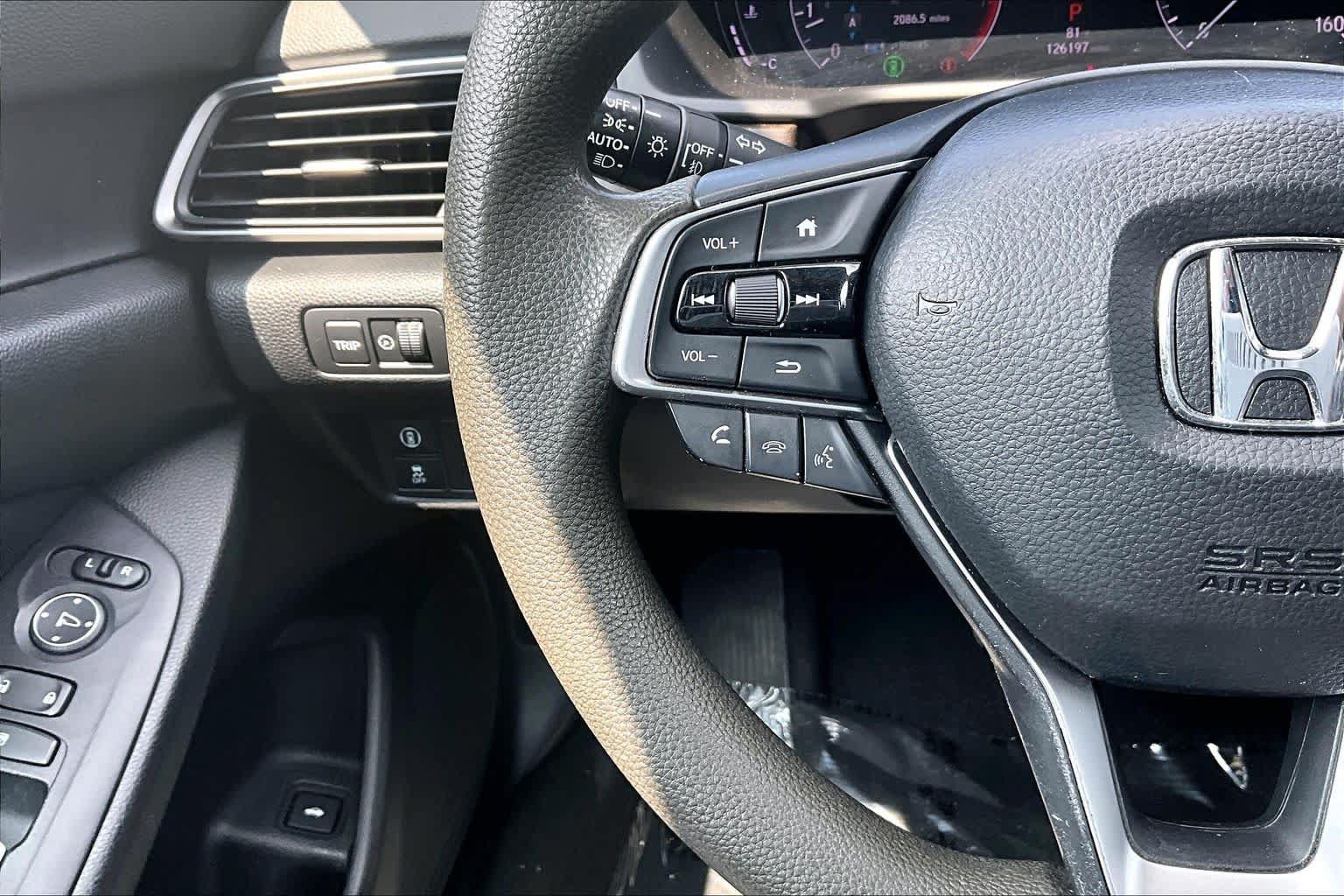 Used 2020 Honda Accord EX image 24