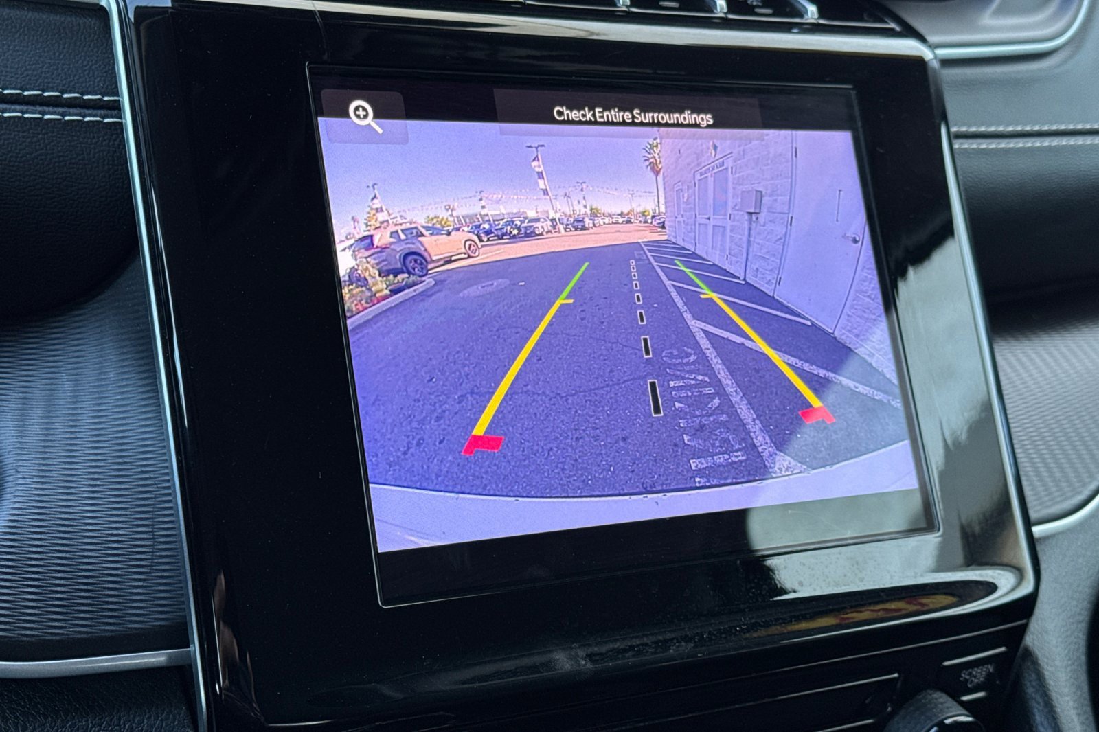 Used 2023 Jeep Grand Cherokee L Laredo image 23