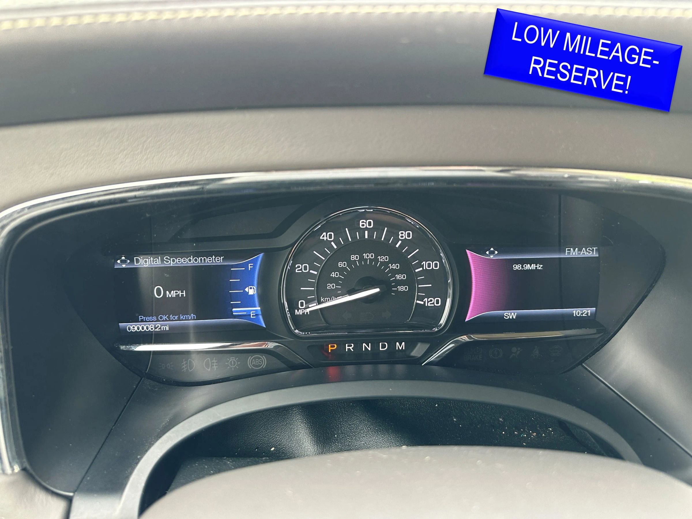 Used 2017 Lincoln Navigator Reserve image 4