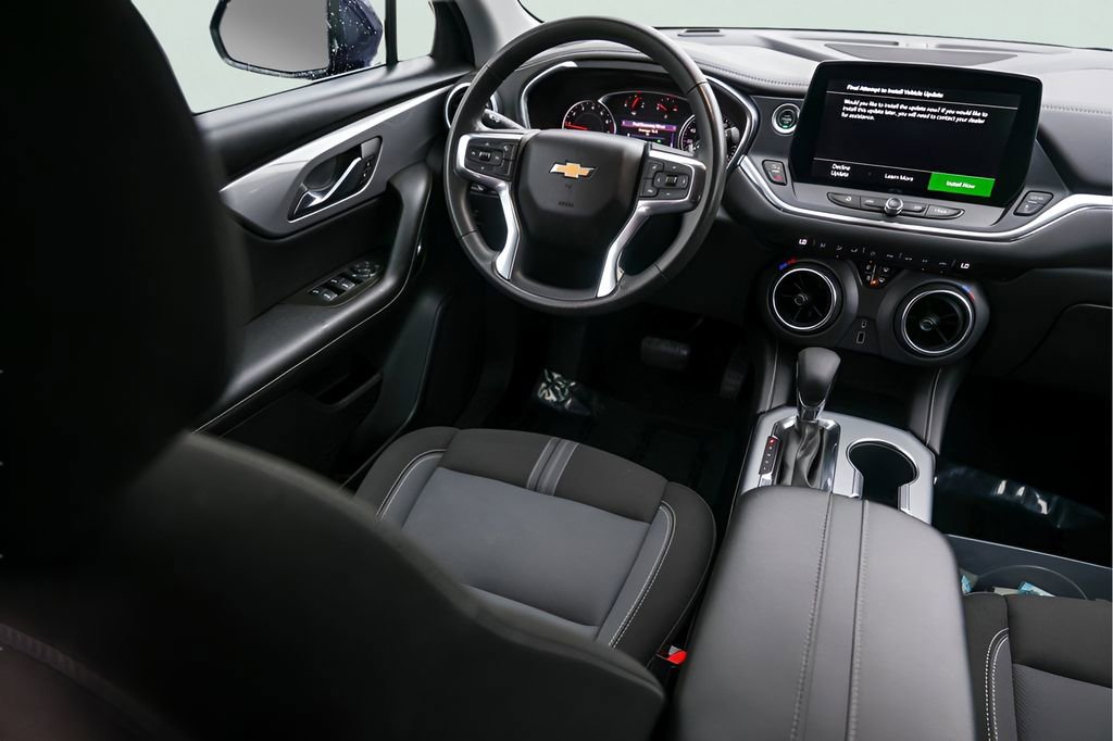 Certified 2023 Chevrolet Blazer LT w/ Driver Confidence Package FWD image 27