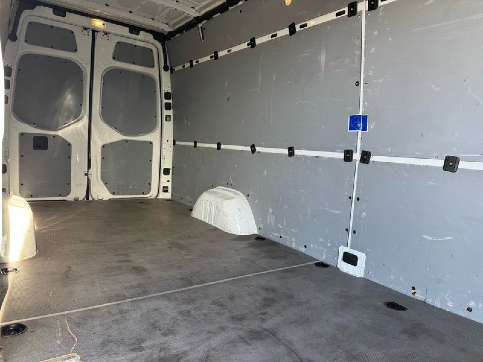 Used 2020 Mercedes-Benz Sprinter 2500 image 20