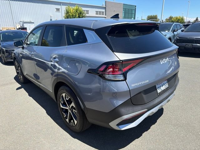 Used 2023 Kia Sportage EX FWD image 2
