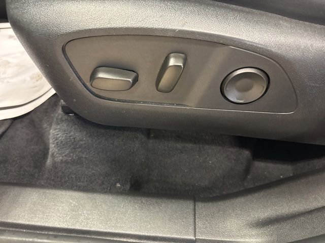 Used 2025 Buick Enclave Preferred image 34